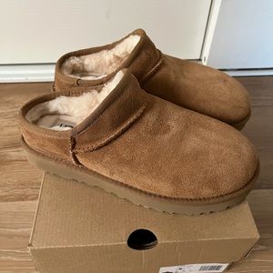 UGG classic slipper